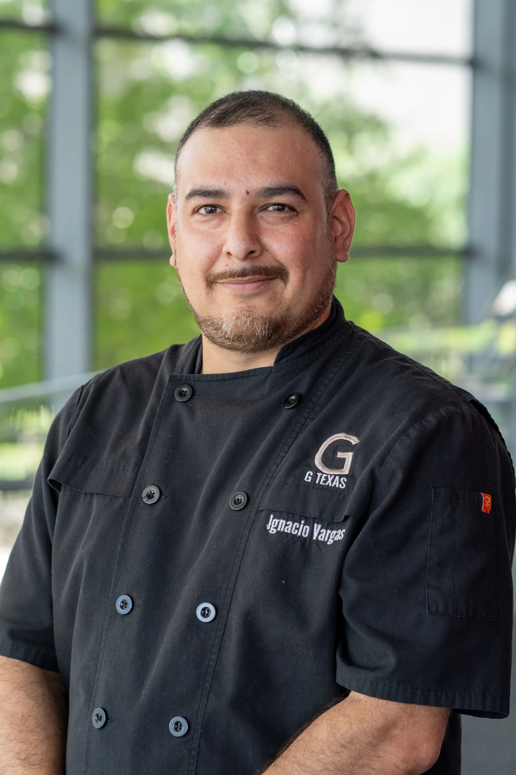 A member of the G Texas culinary team