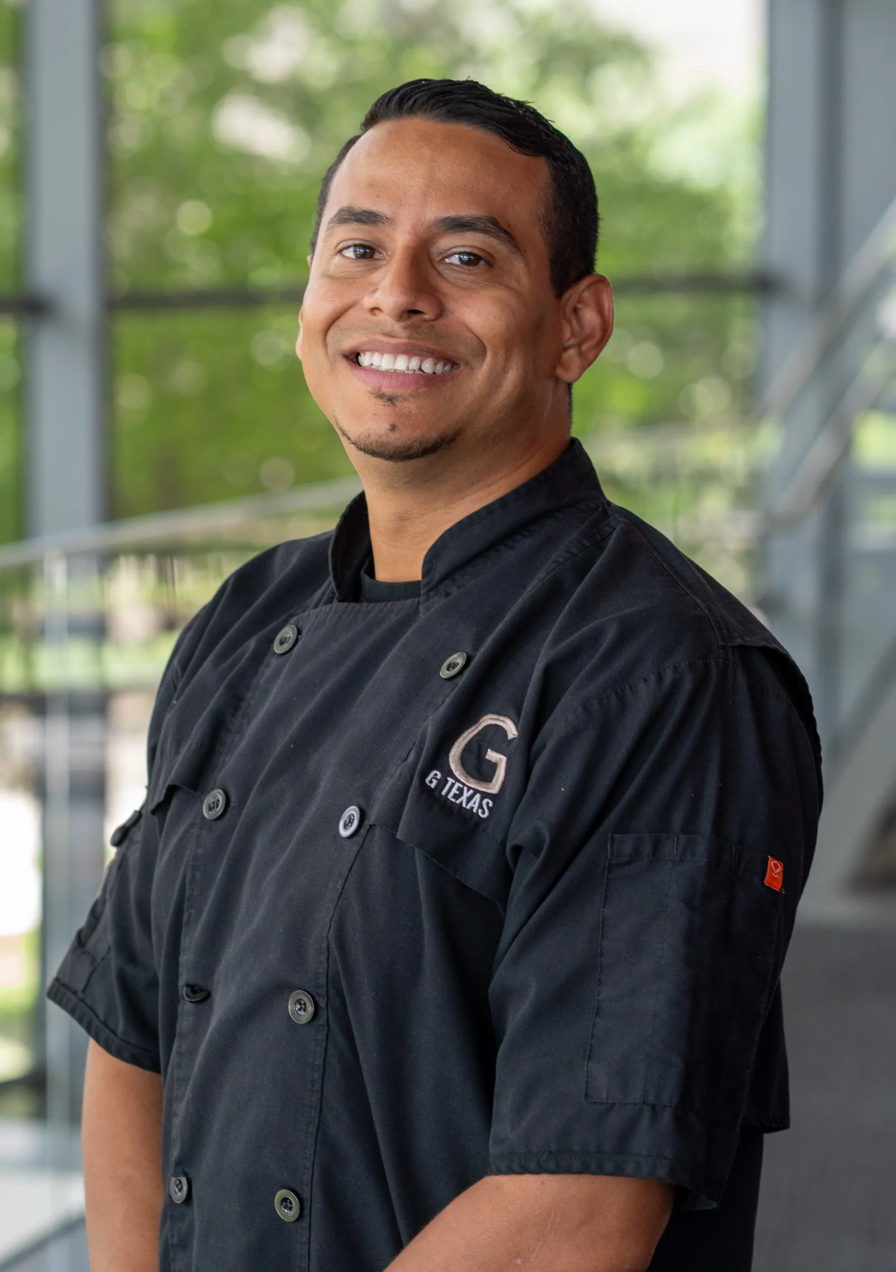 A member of the G Texas culinary team
